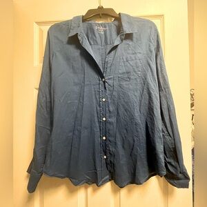 Lilly Pulitzer button down, blue, size medium. Very light cotton material.